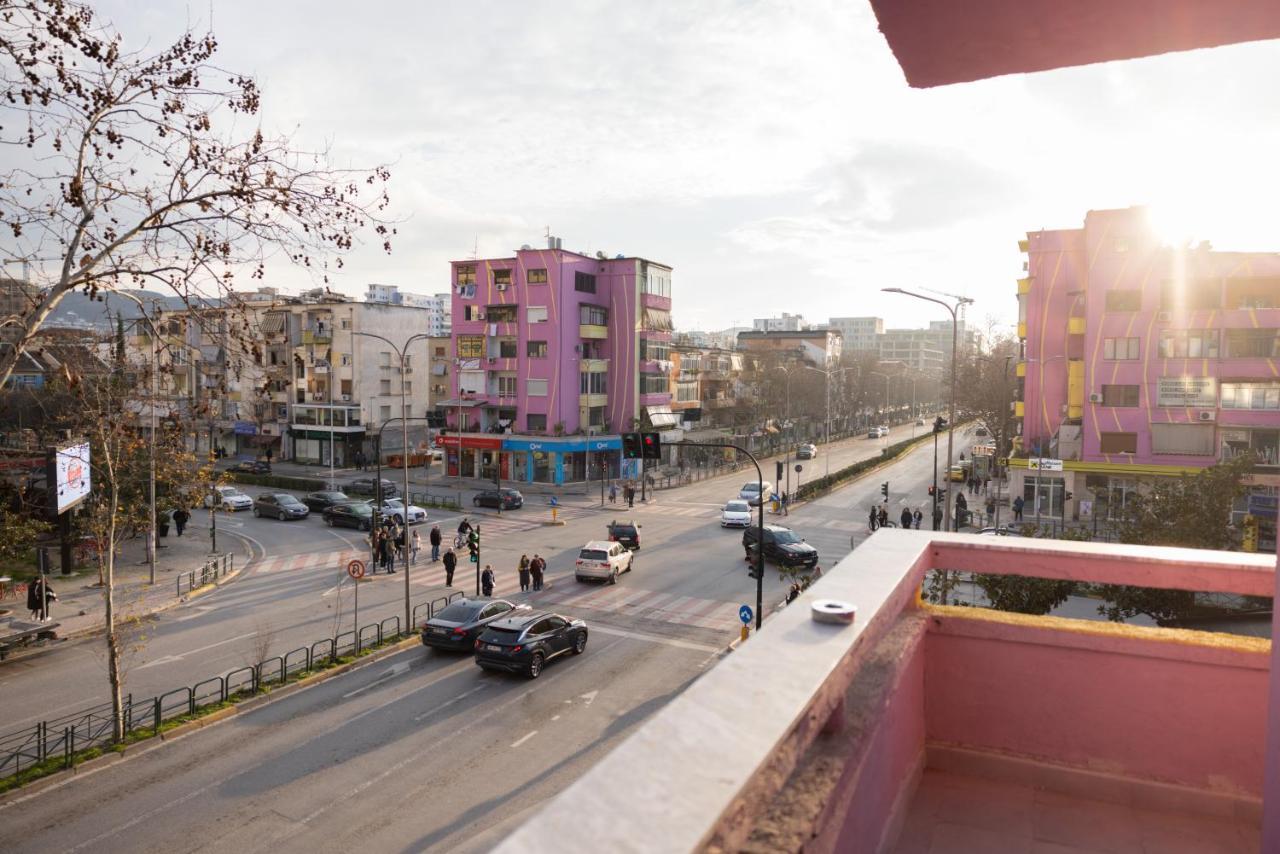 Three Doors Apartments, Kiwi 1+1 Apartment Τίρανα Εξωτερικό φωτογραφία